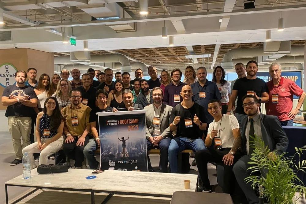 ResumoCast Ventures Estabelece Possível Recorde em Evento de Pitch de Startups no Cubo Itaú